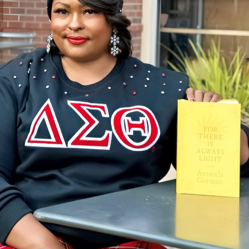 Delta Sigma Theta Black Sweatshirt